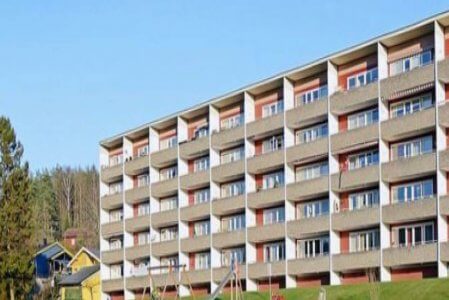 Inglasad balkong från Balco, marknadsledande för öppna och inglasade balkonger.